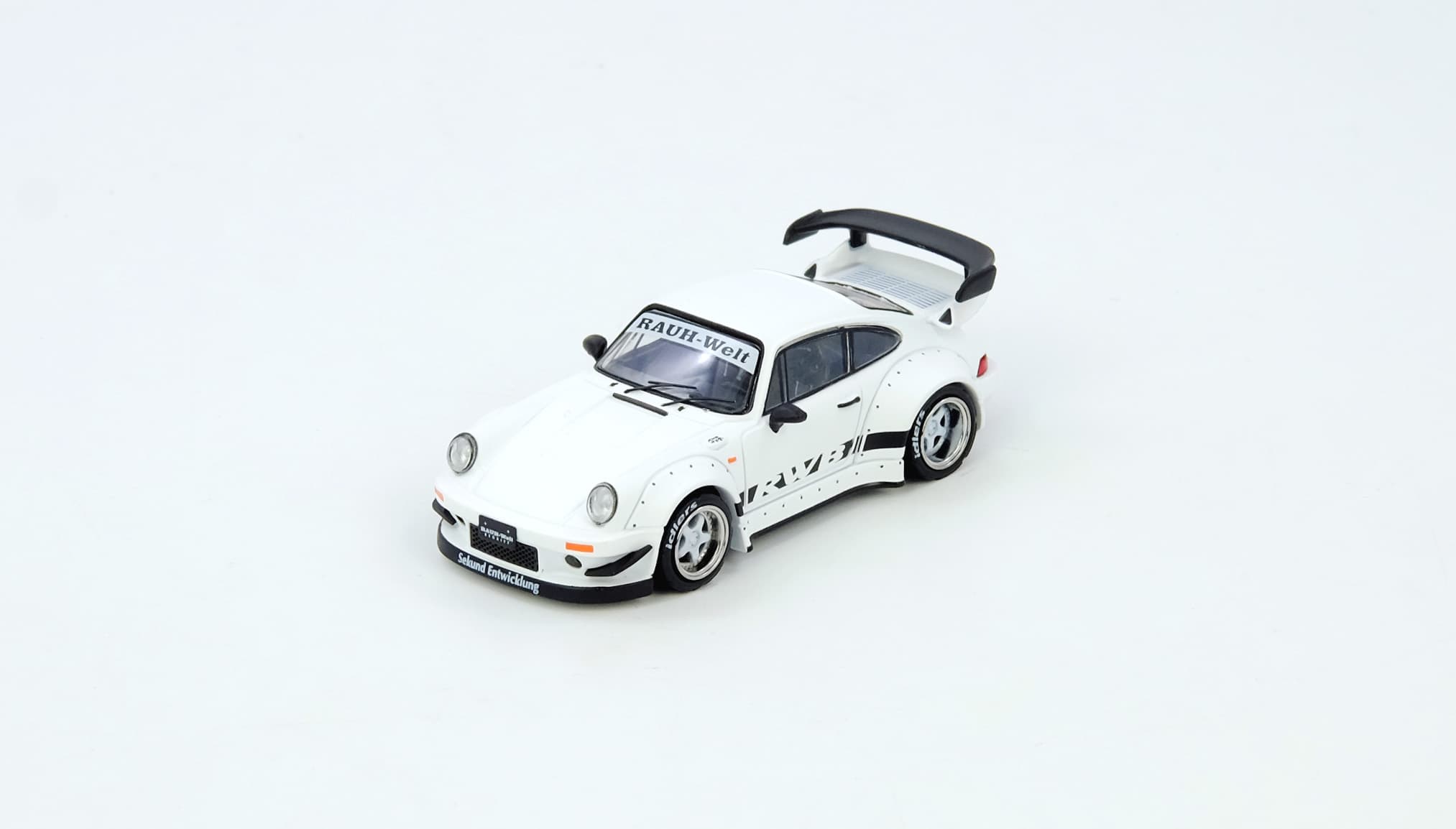 INNO 64 1/64 RWB 930 Diecast CON Madrid 2026 Event Edition